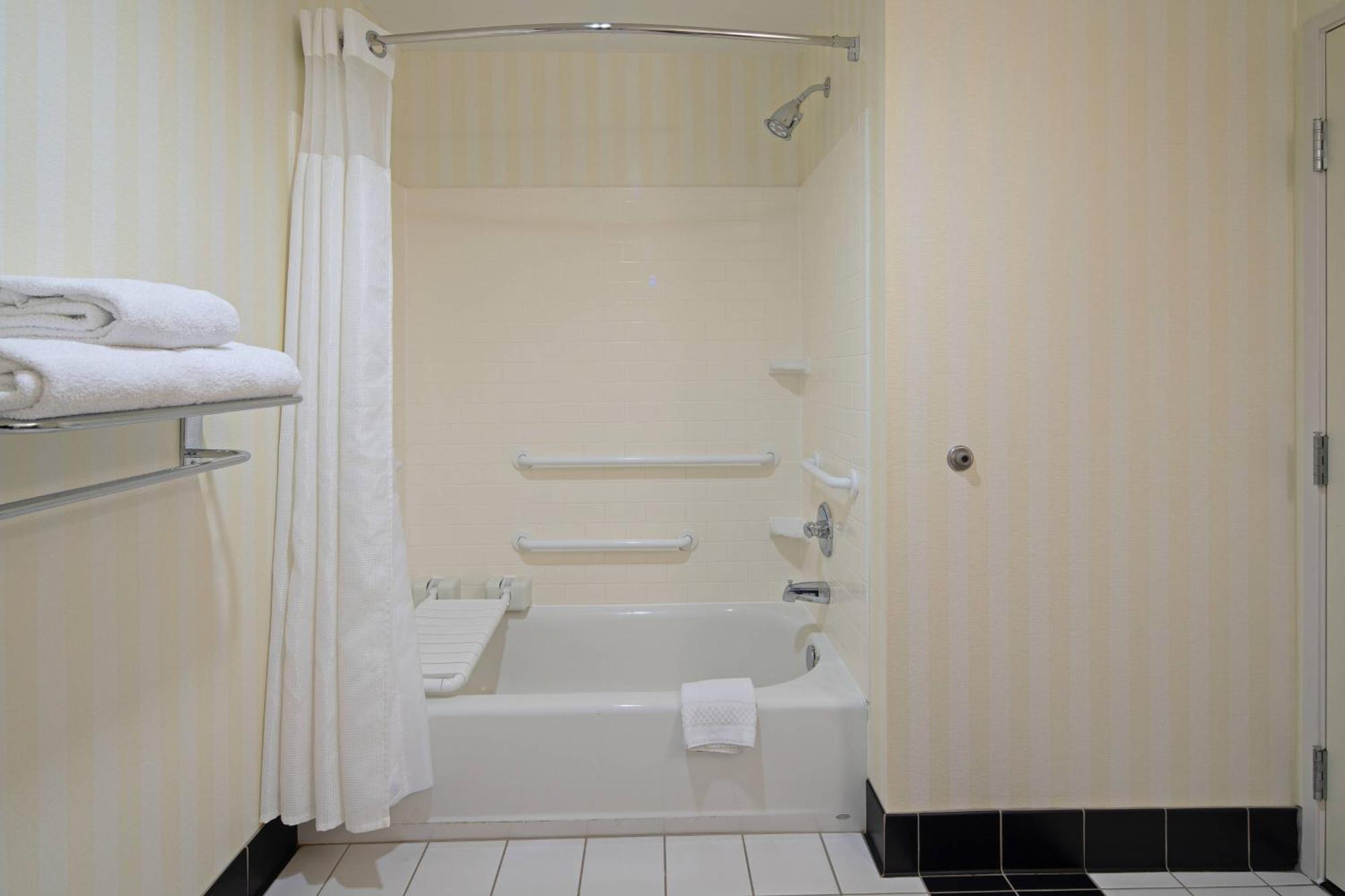Fairfield Inn & Suites Seattle Bremerton Exteriér fotografie